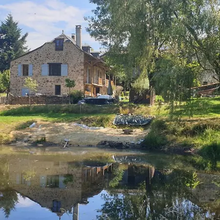 Chez Patoue D'hotes Najac Et Belcastel Nocleg ze śniadaniem
